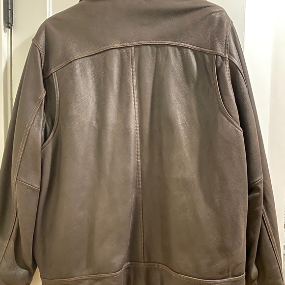 Men’s Columbia Leather Jacket - Picture 2 of 11
